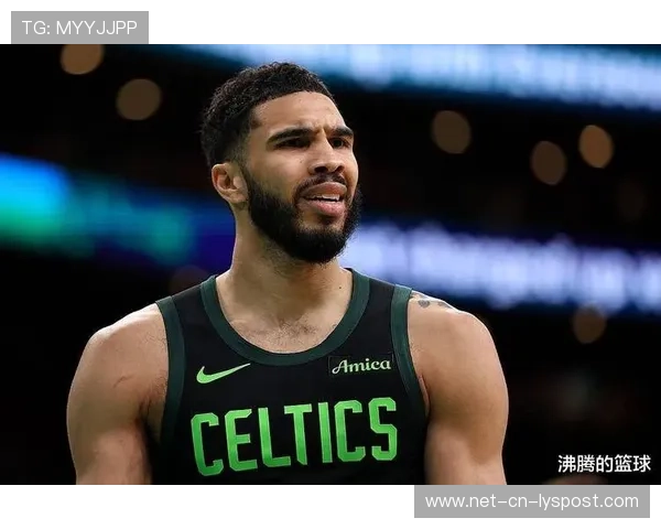 塔图姆拉开单打,全场默许